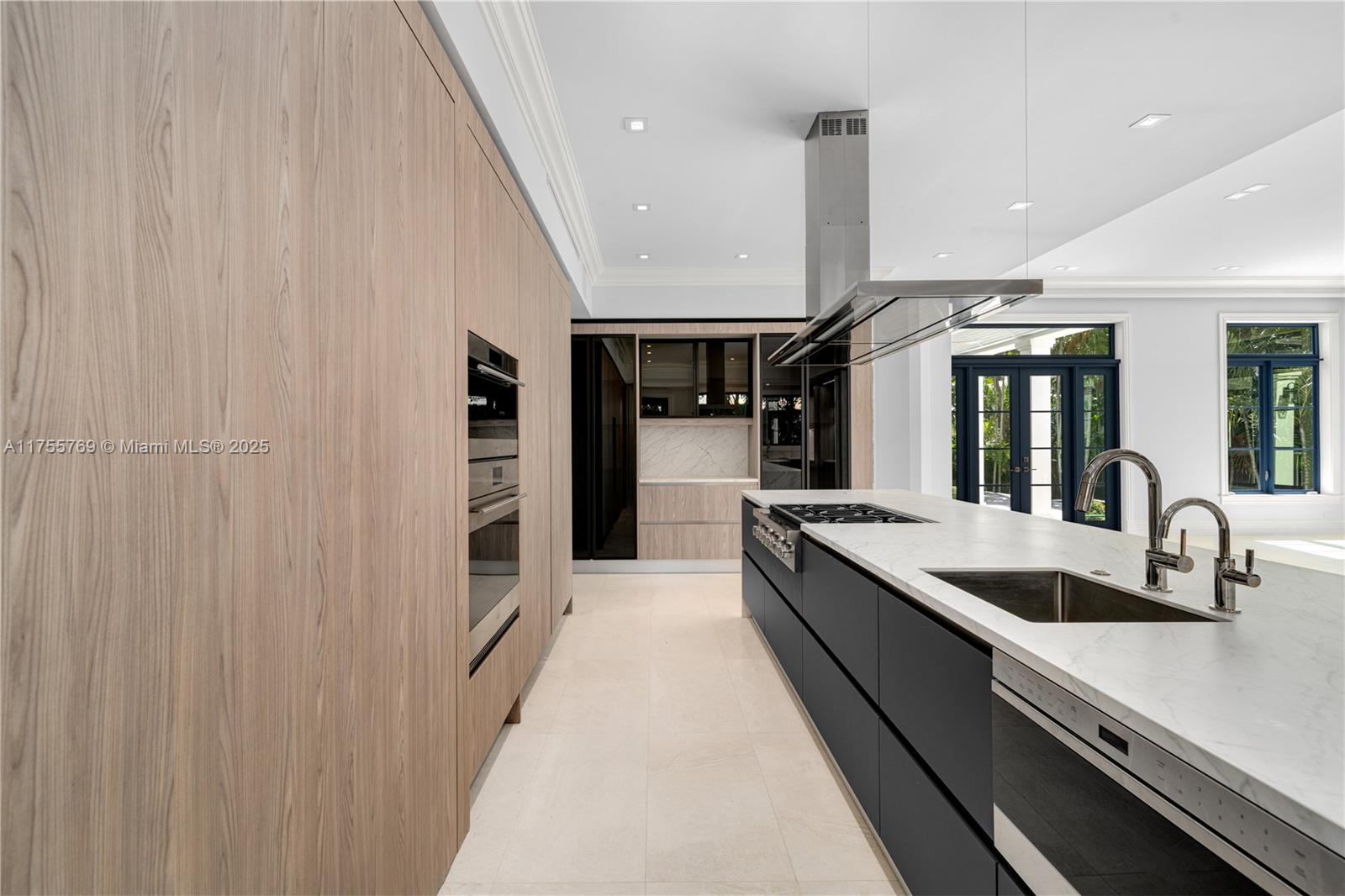 SUB OF LAGORCE ISLAND - Residential