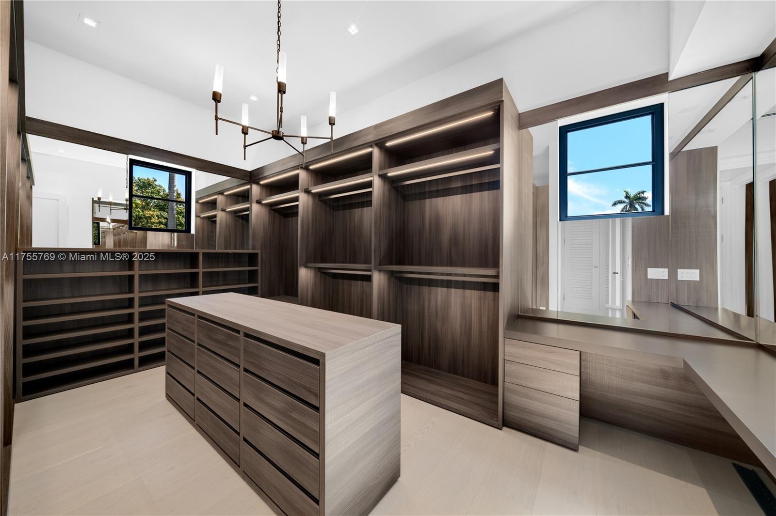 SUB OF LAGORCE ISLAND - Residential