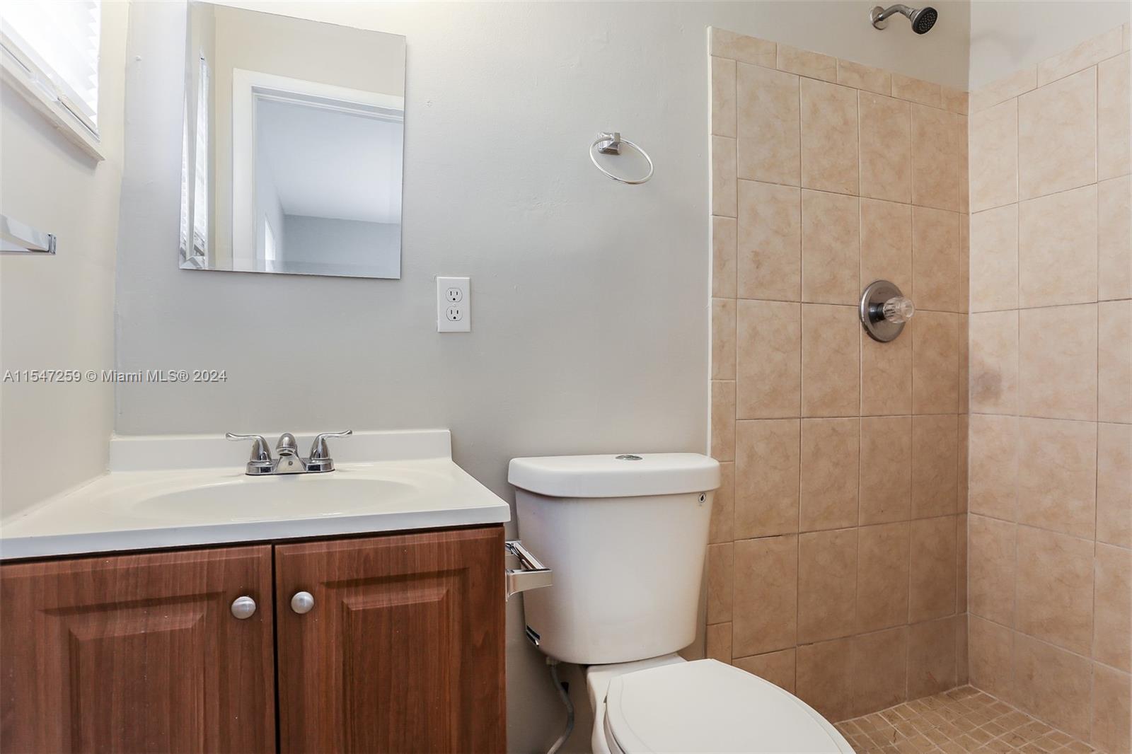 MELROSE PARK SEC 4 - Residential Lease