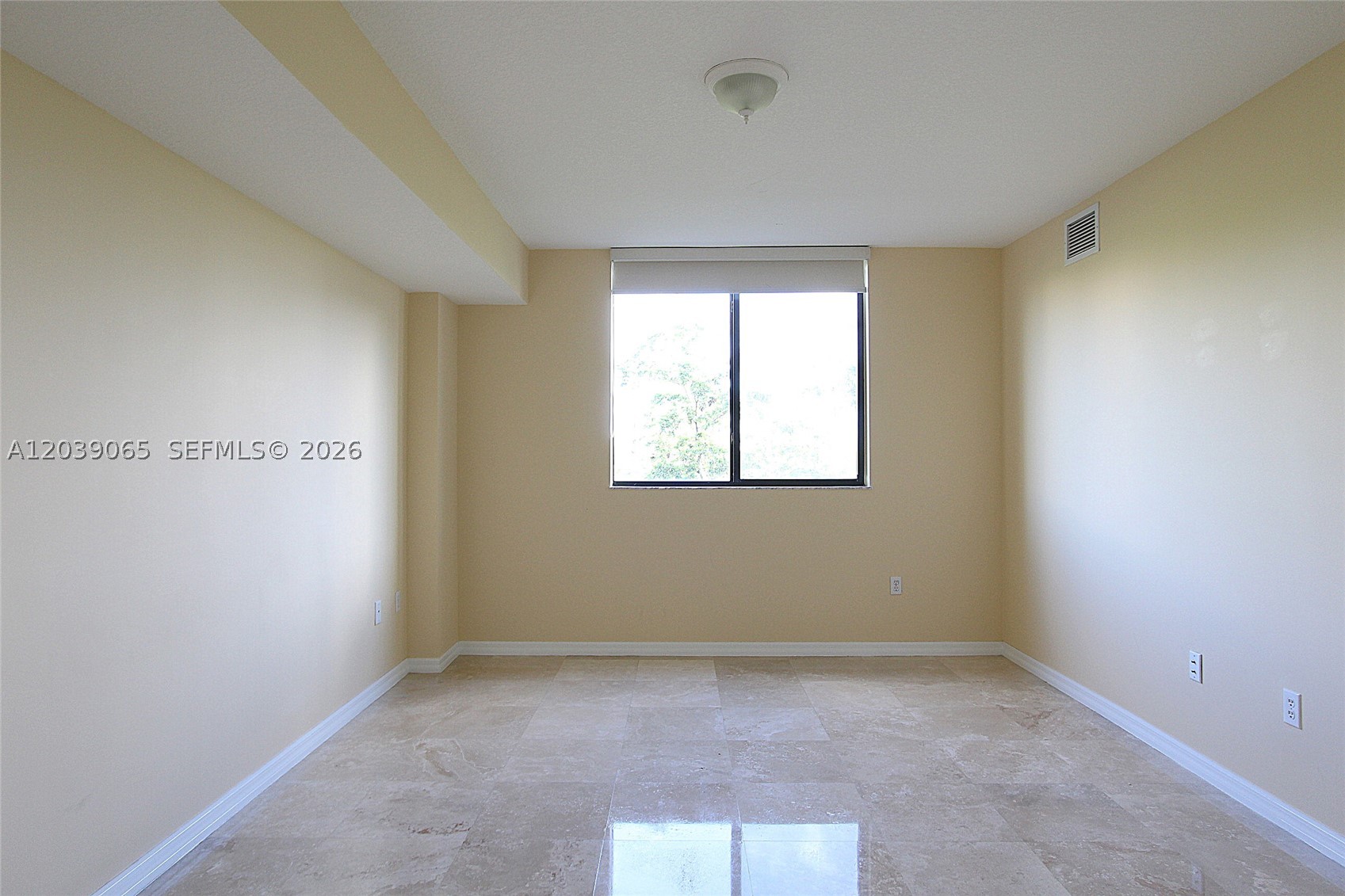 KEYSTONE VILLAS II CONDO - Residential
