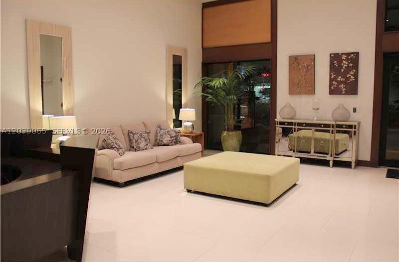 KEYSTONE VILLAS II CONDO - Residential