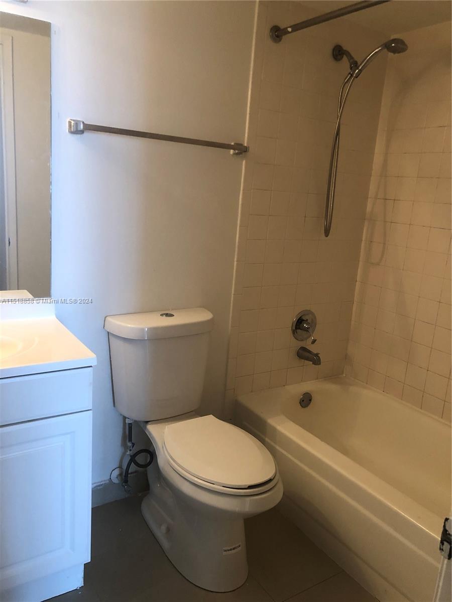 MADISON DOWNTOWN CONDO - Residential Lease