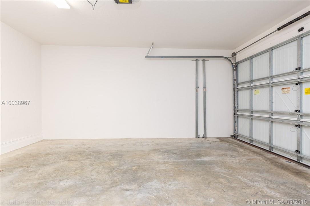 Sunburst Properties Dev - Residential Lease