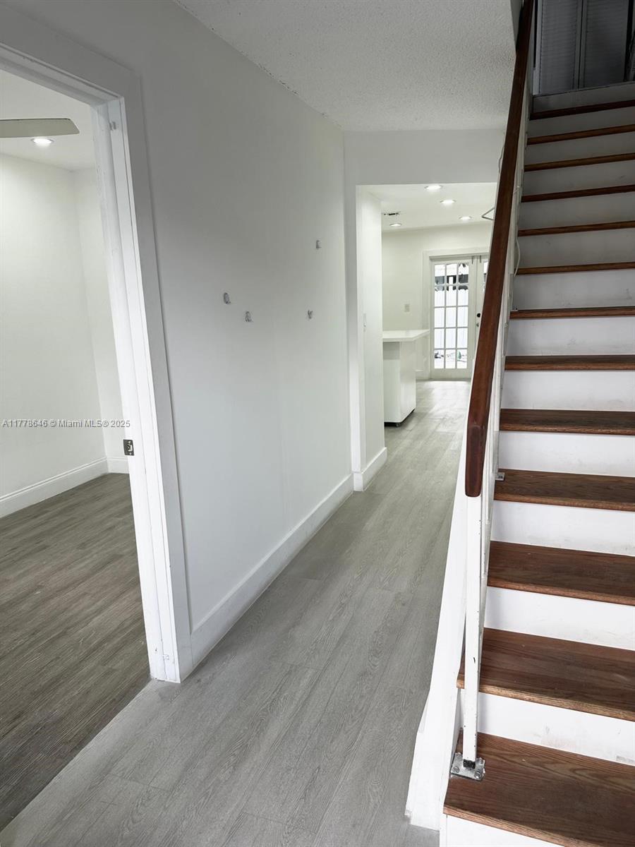 ALAMEDA IV EAST CONDO - Residential Lease