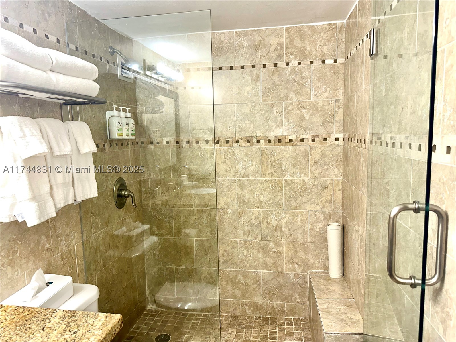 THE AVENTURA BEACH CLUB C - Residential