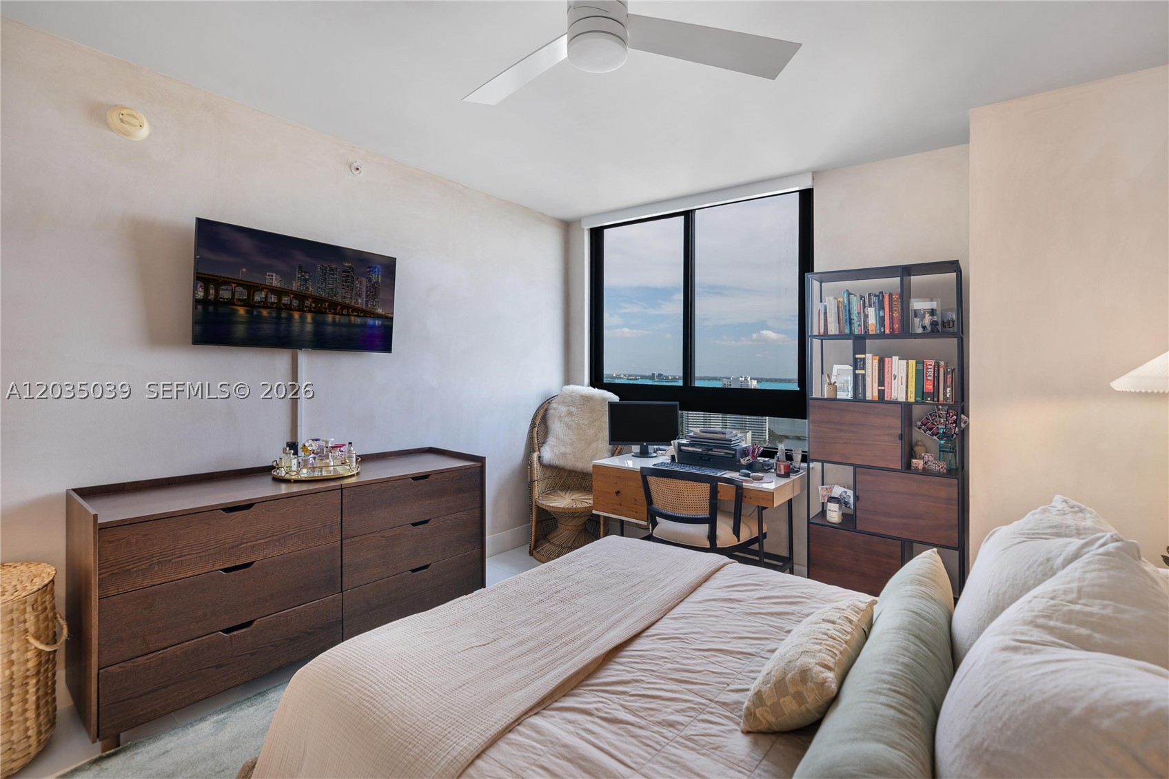 THE WAVERLY AT SOUTH BEAC - Residential