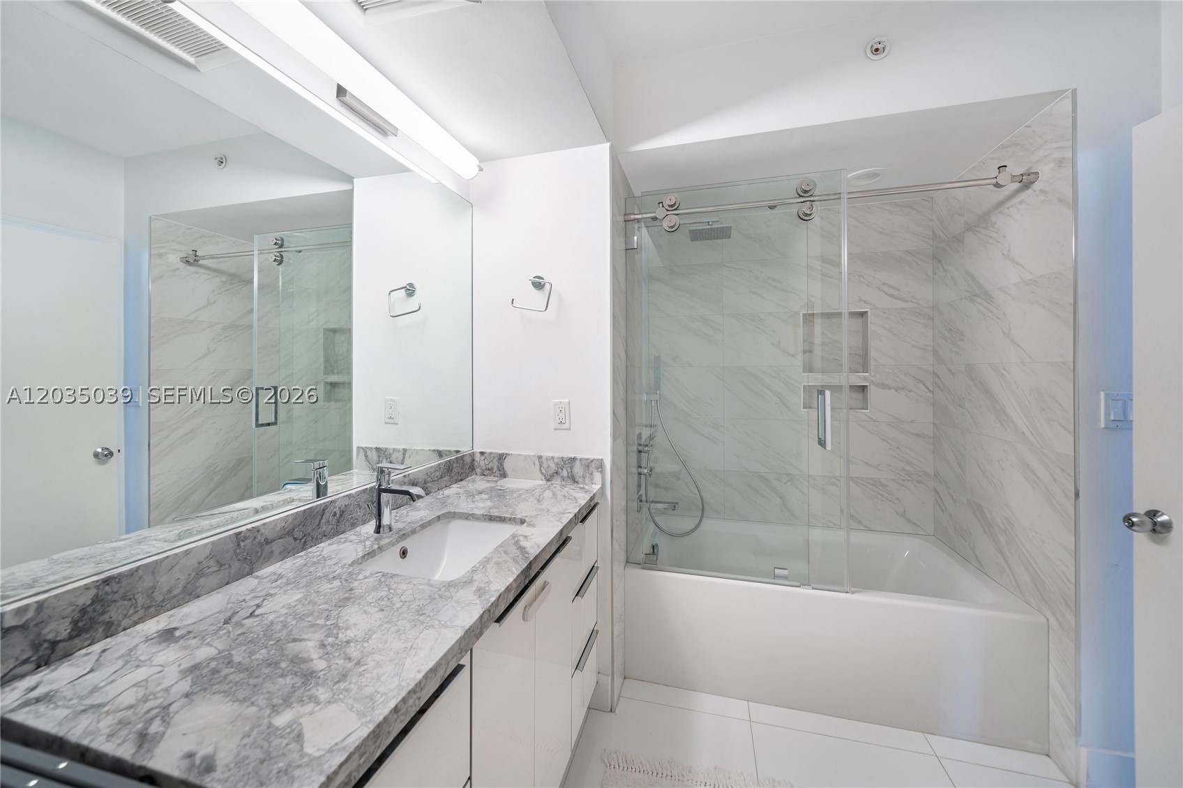 THE WAVERLY AT SOUTH BEAC - Residential