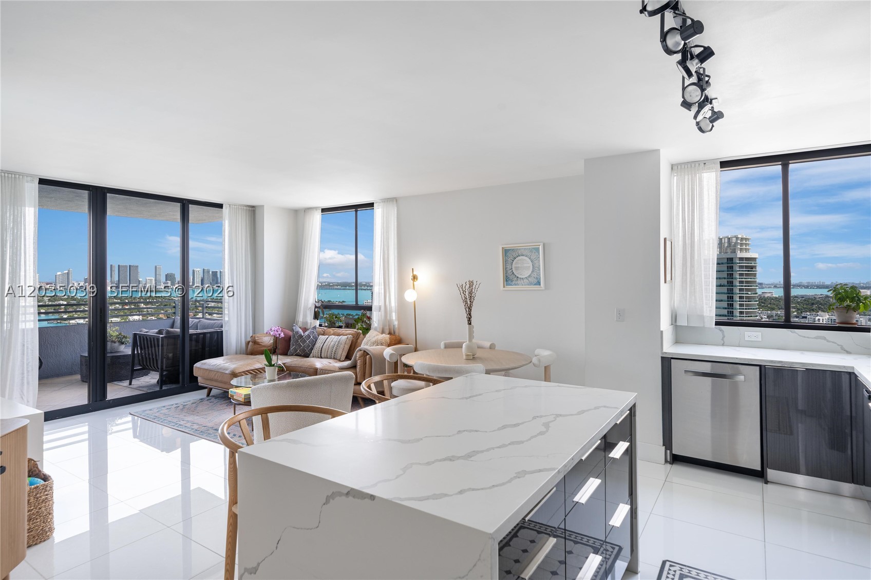 THE WAVERLY AT SOUTH BEAC - Residential