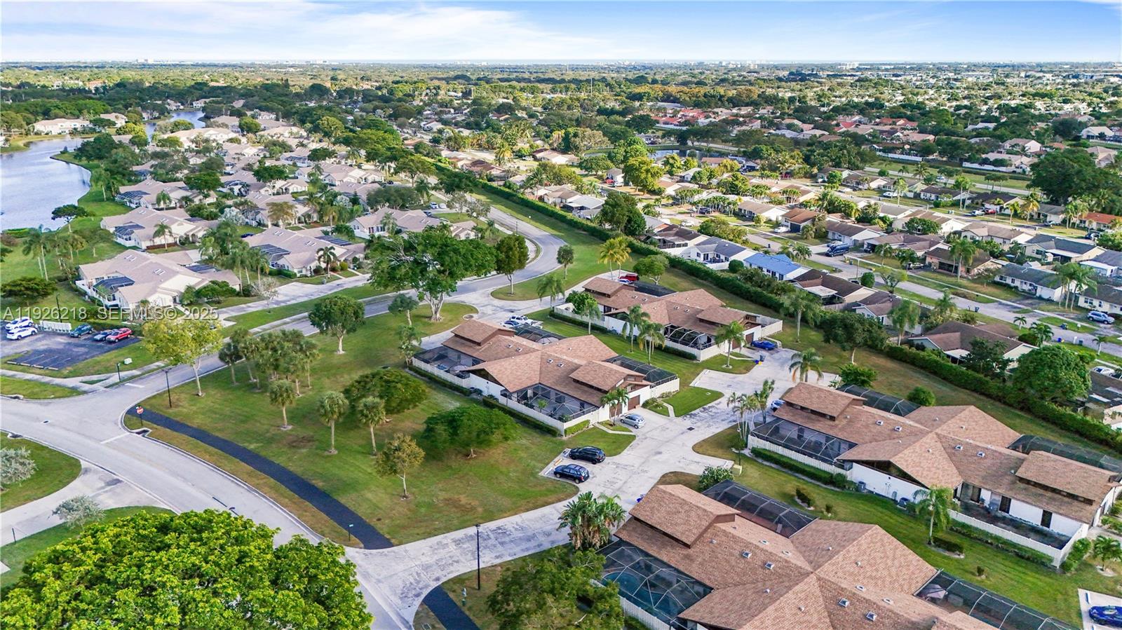 BOCA GARDENS - Residential Lease