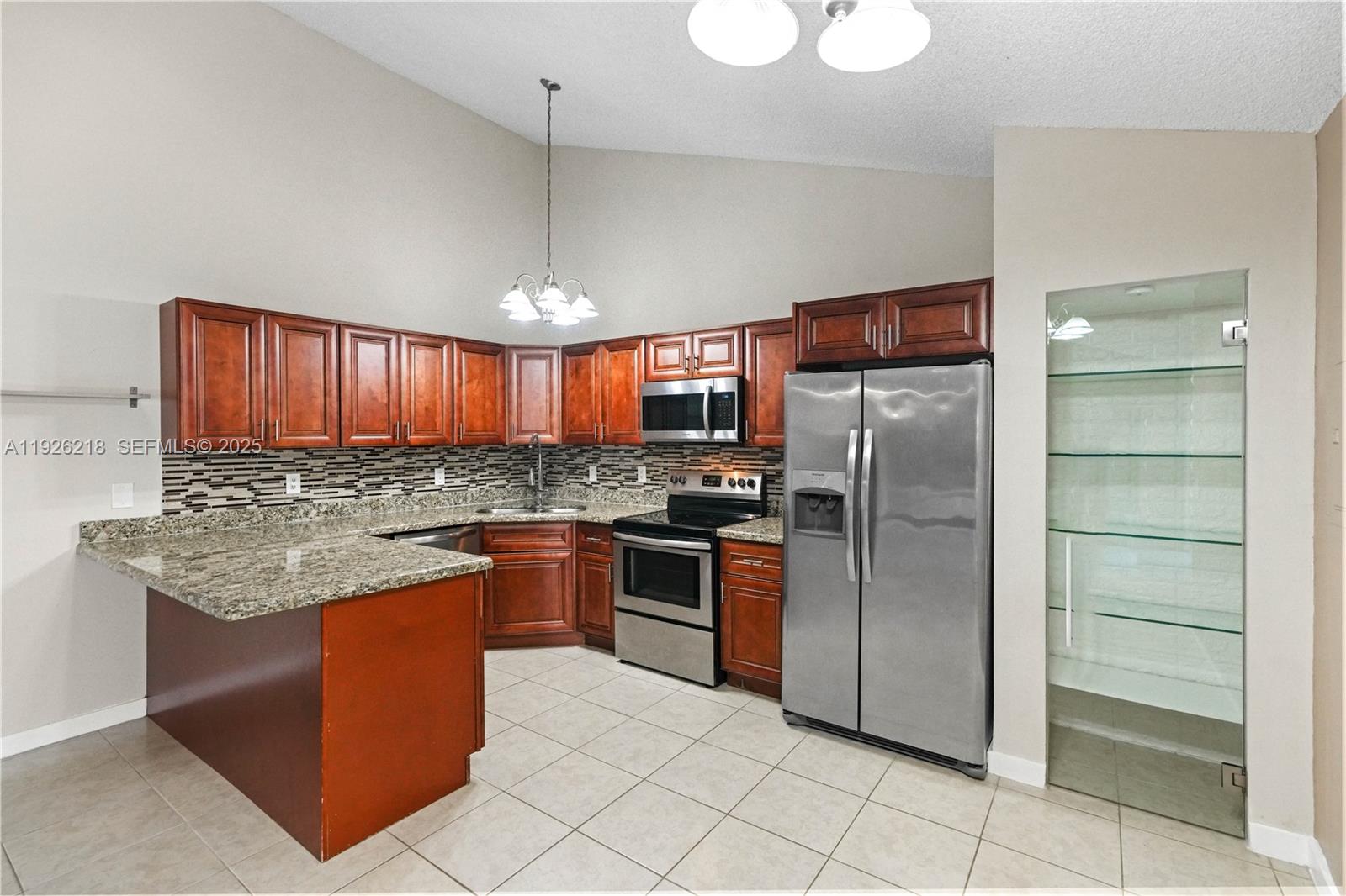 BOCA GARDENS - Residential Lease