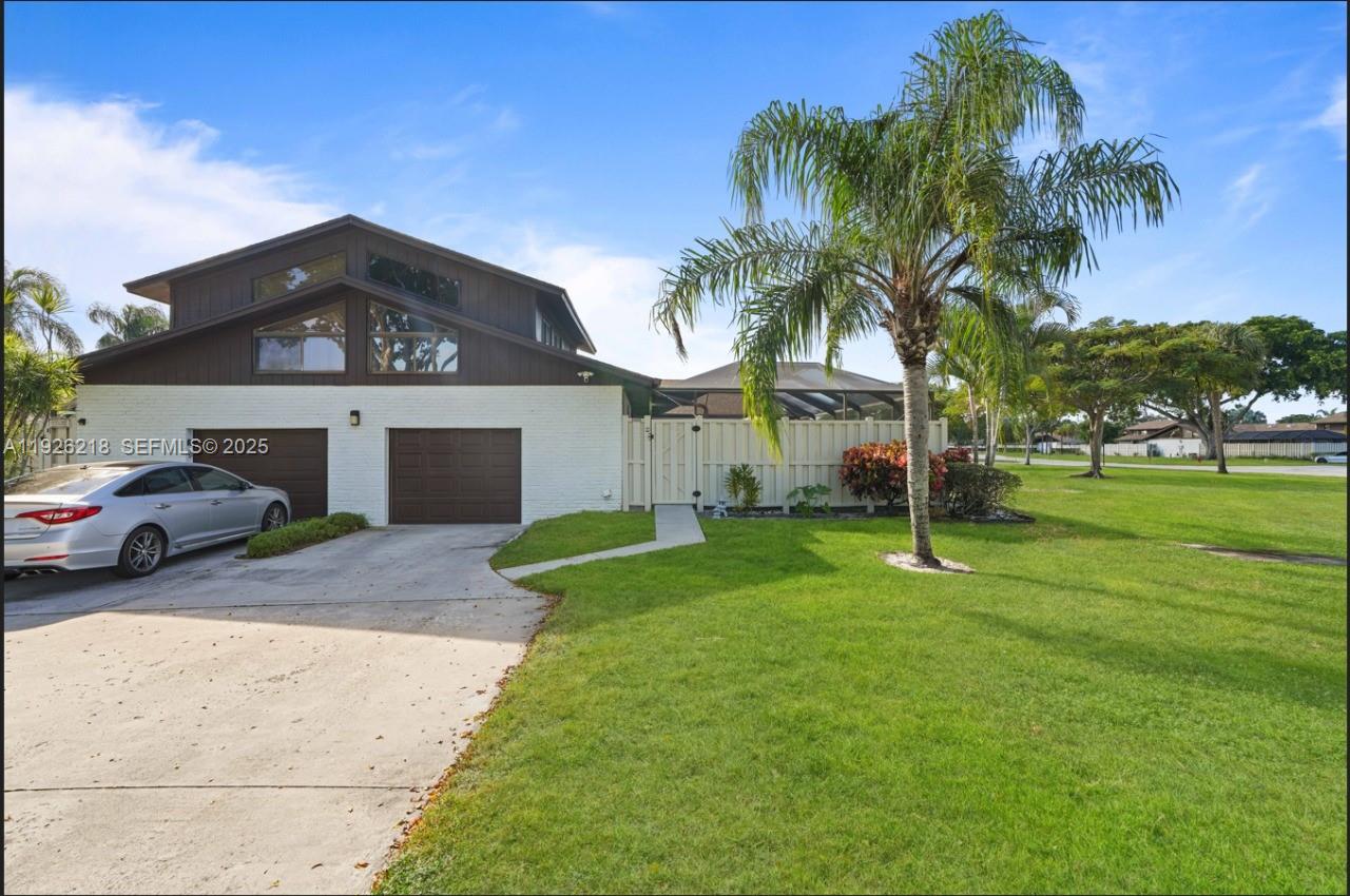 BOCA GARDENS - Residential Lease