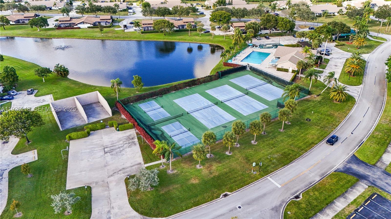 BOCA GARDENS - Residential Lease