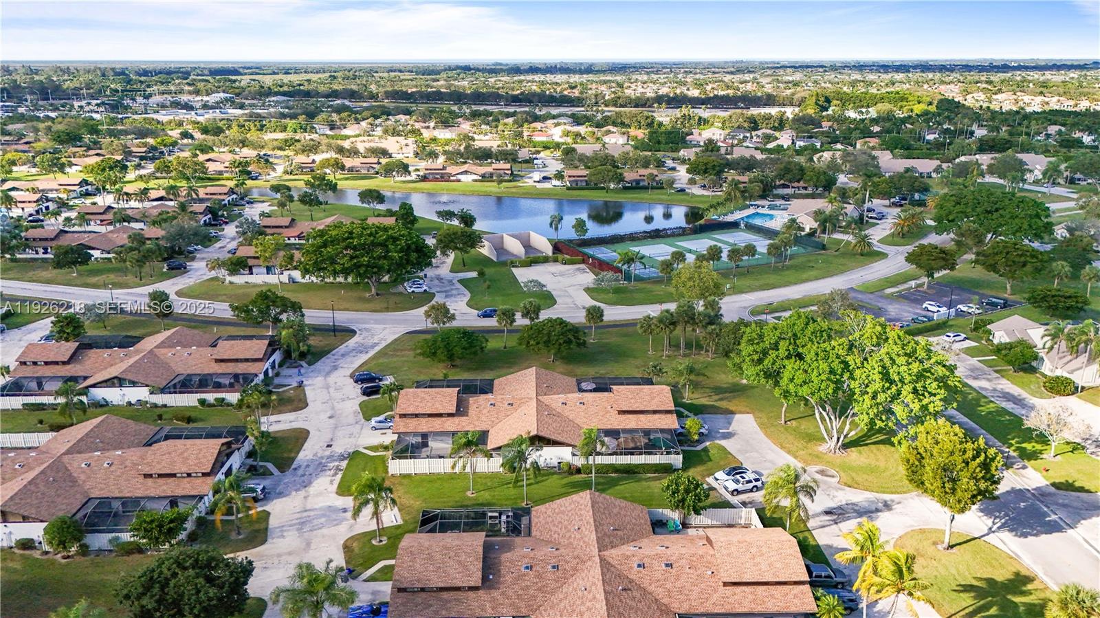 BOCA GARDENS - Residential Lease