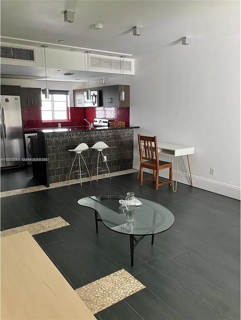 LINCOLN SUB - Residential Lease