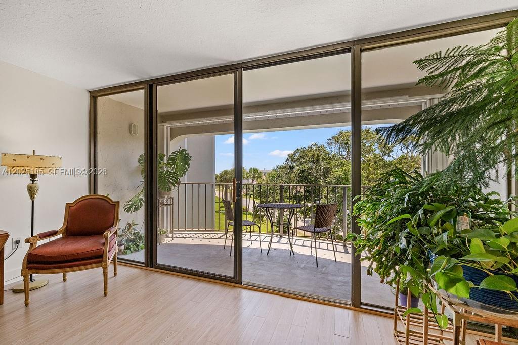 SEA WATCH CONDO - Residential