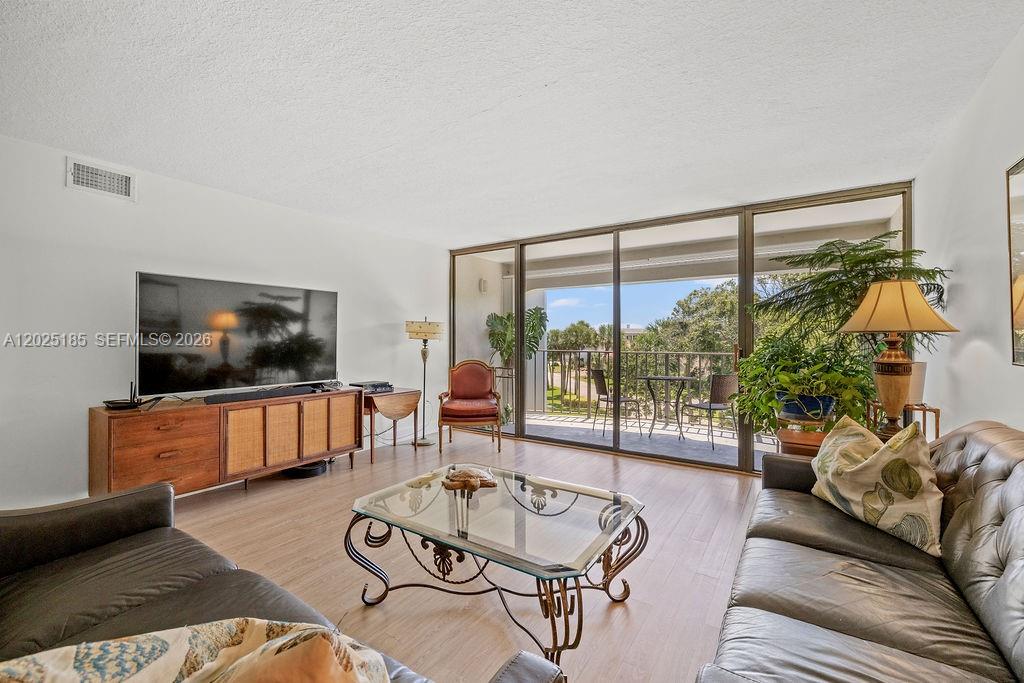 SEA WATCH CONDO - Residential