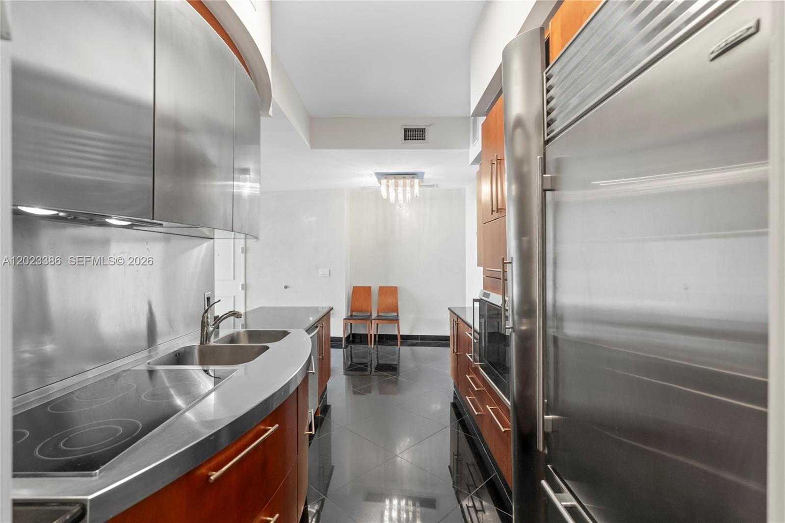 TRUMP PALACE CONDO - Residential