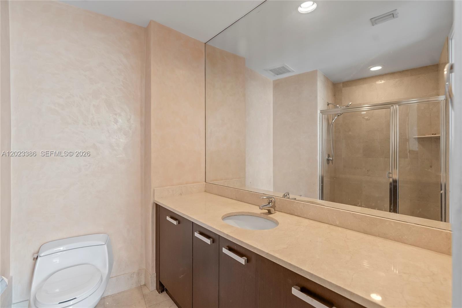 TRUMP PALACE CONDO - Residential