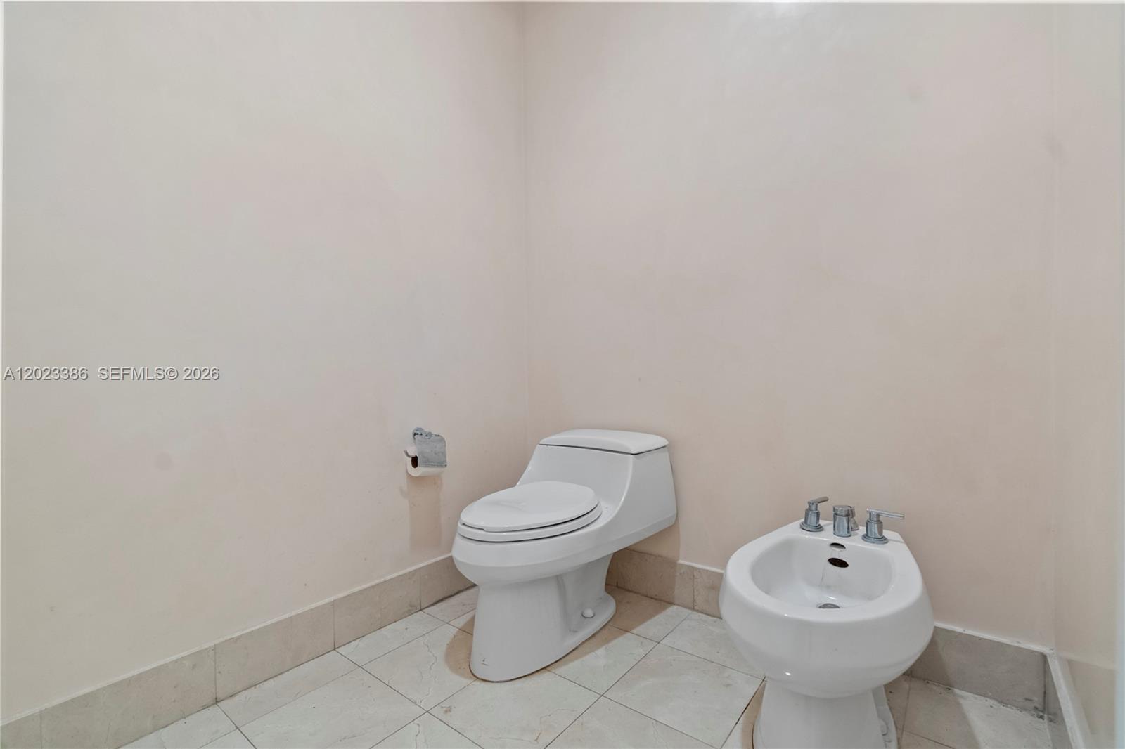 TRUMP PALACE CONDO - Residential