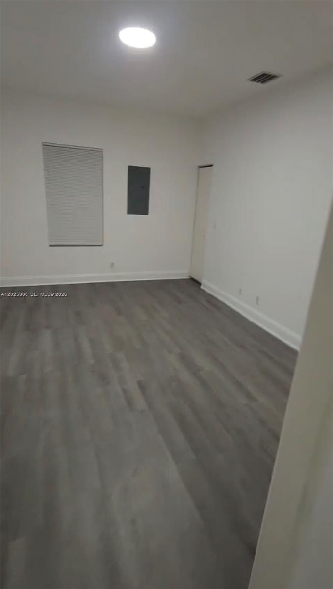 VILLA PALMS CONDO - Residential Lease