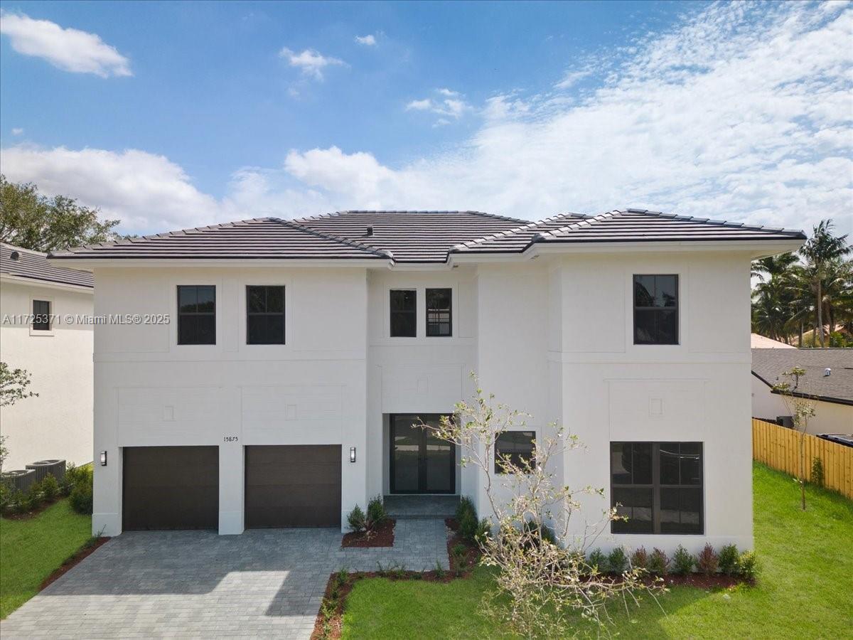EAST HILL - Residential
