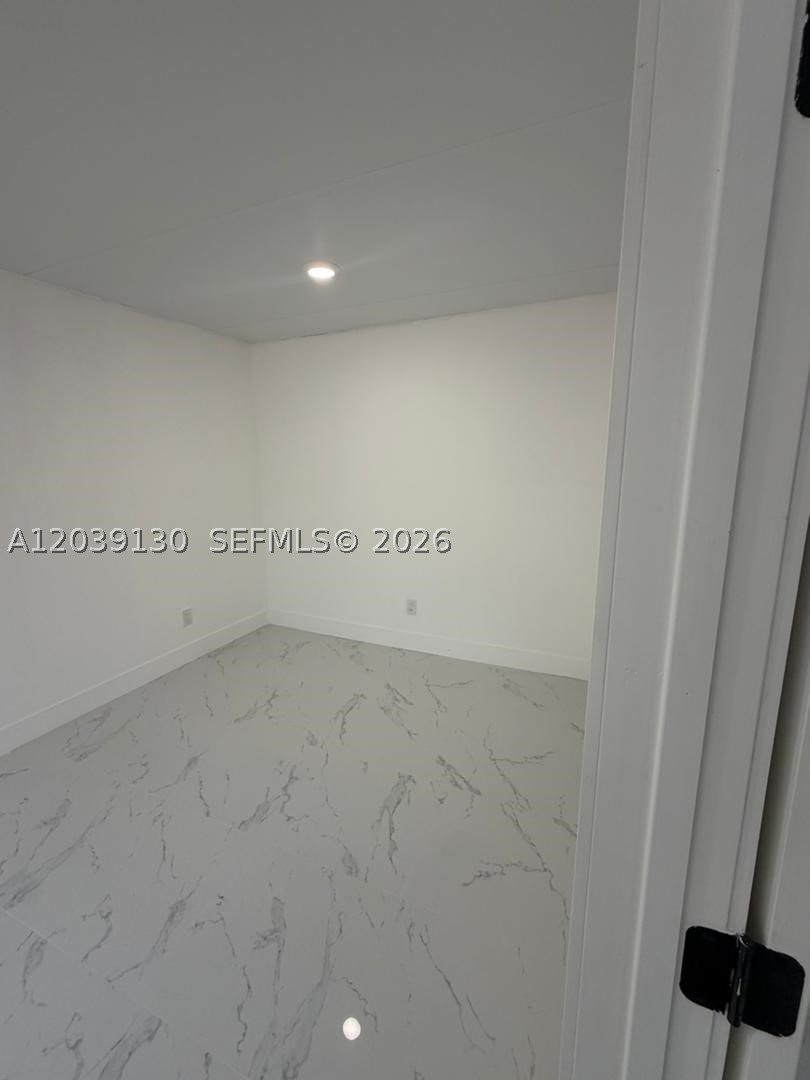 PRITT MANOR - Residential Lease
