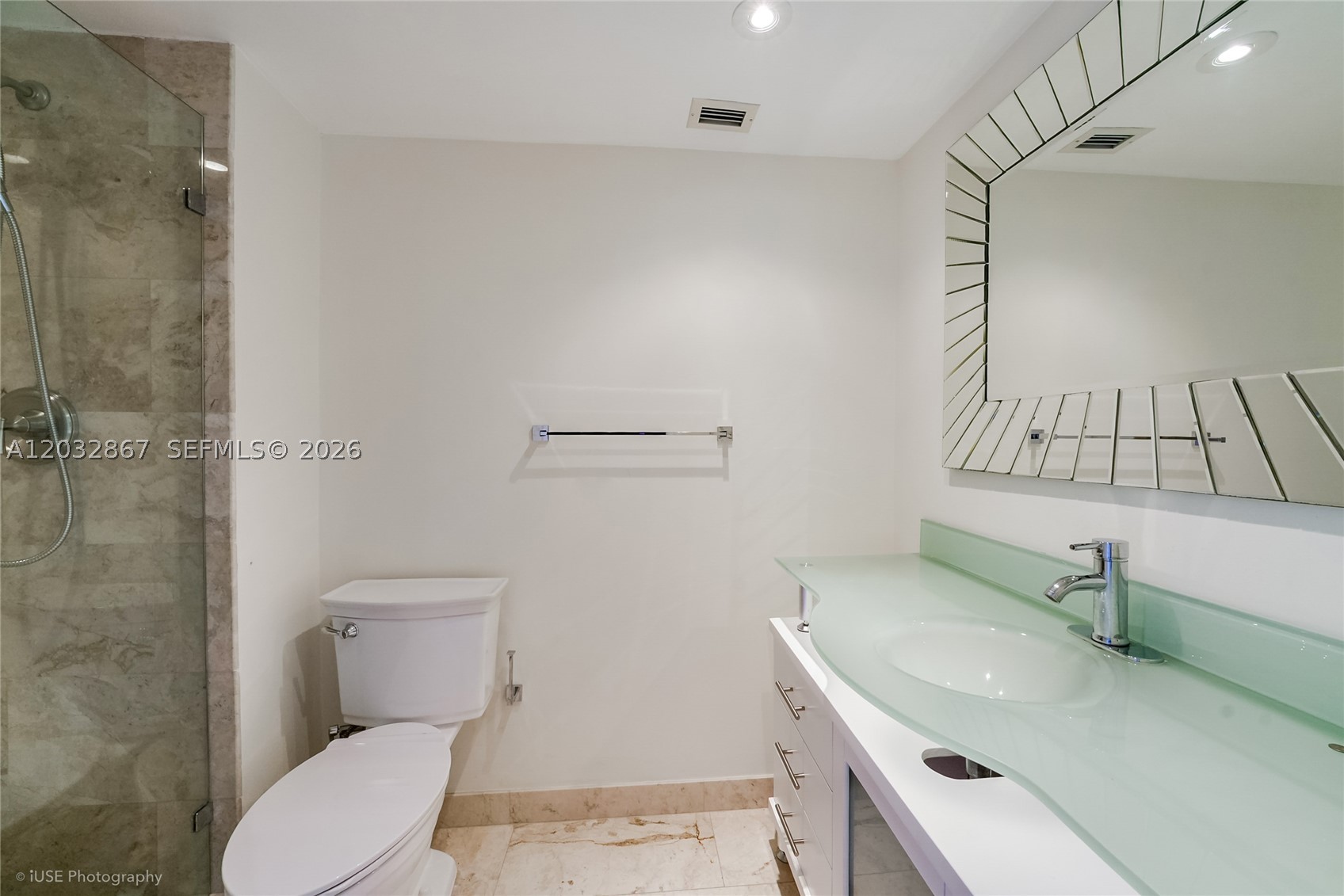 MAJORCA TOWERS CONDO - Residential