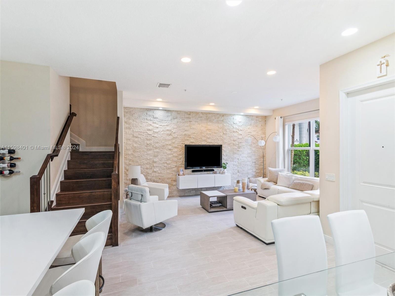 PEMBROKE FALLS-PHASE 1 - Residential Lease