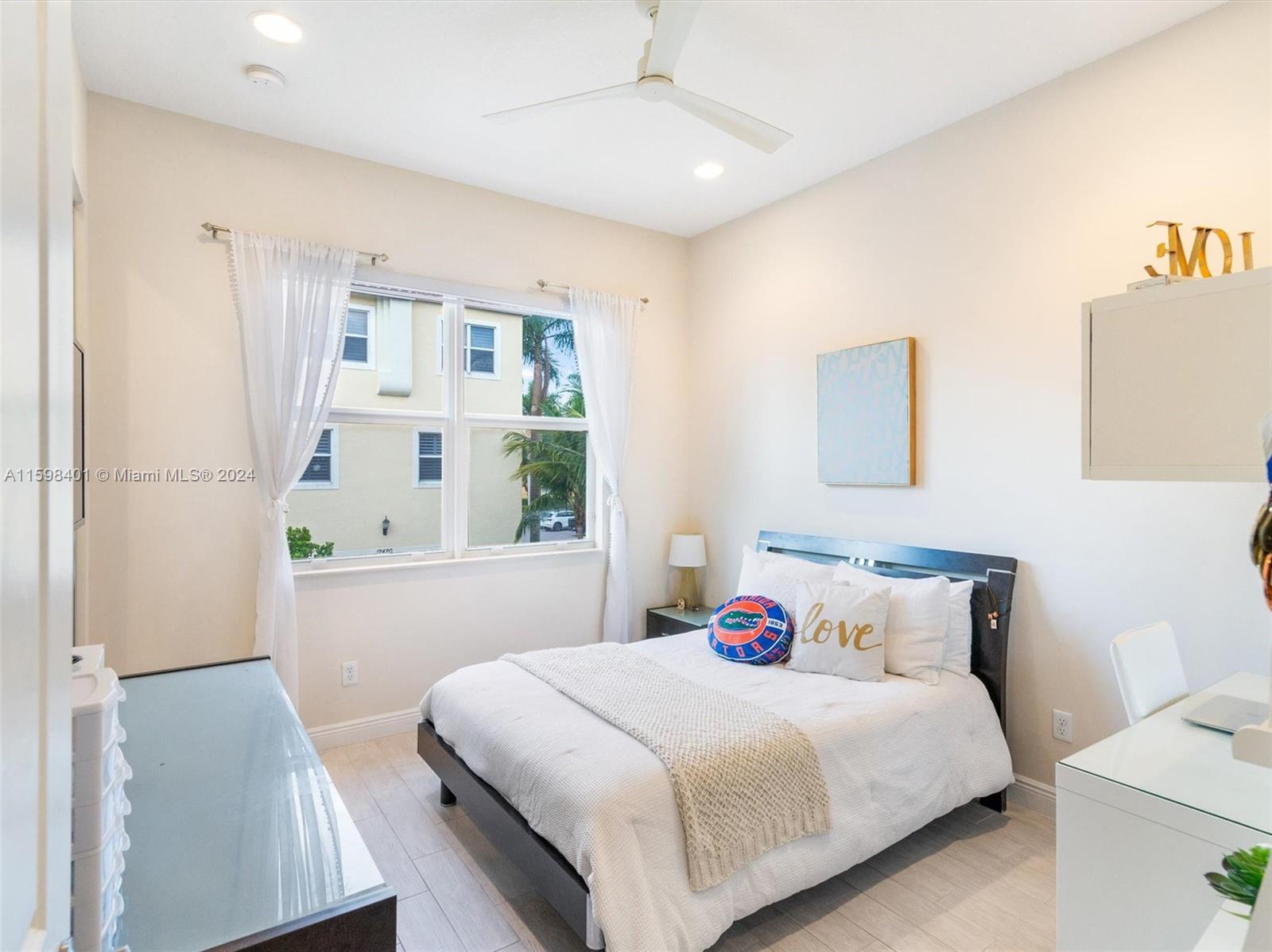 PEMBROKE FALLS-PHASE 1 - Residential Lease