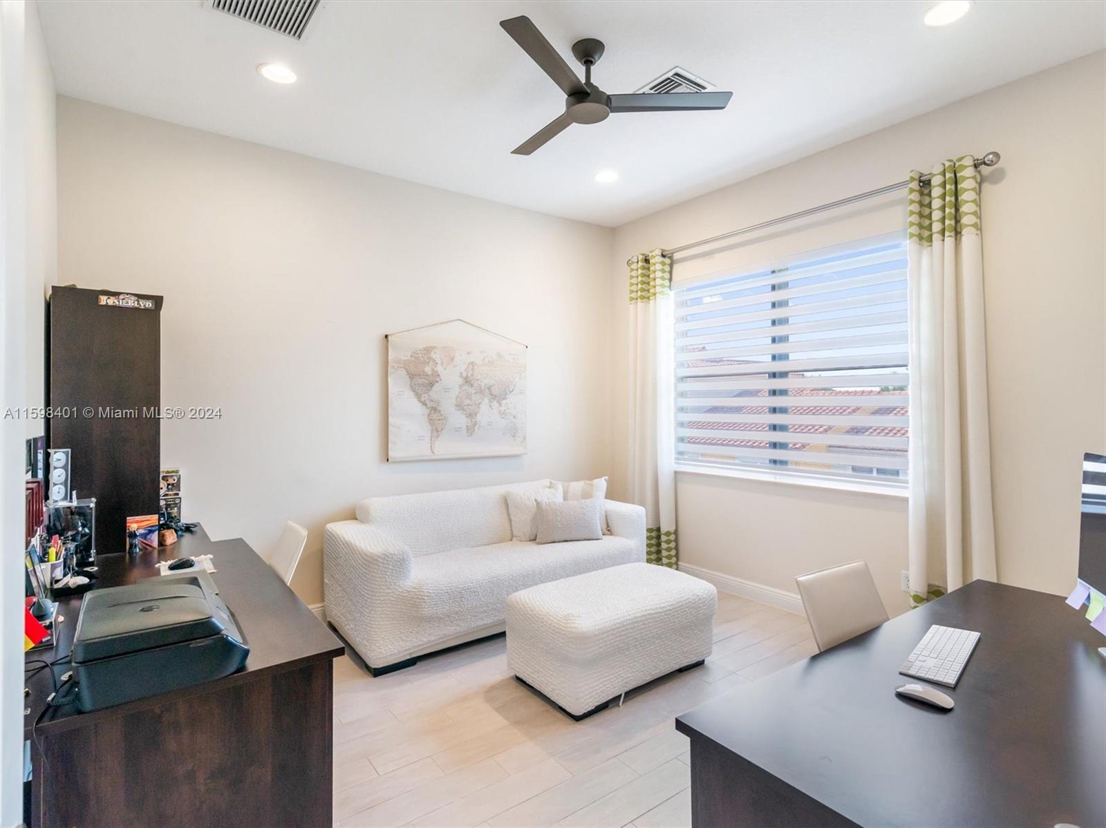 PEMBROKE FALLS-PHASE 1 - Residential Lease