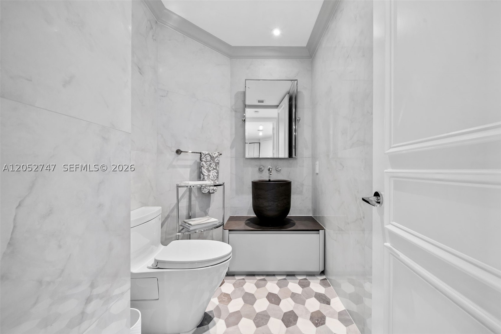 TURNBERRY OCEAN COLONY - Residential