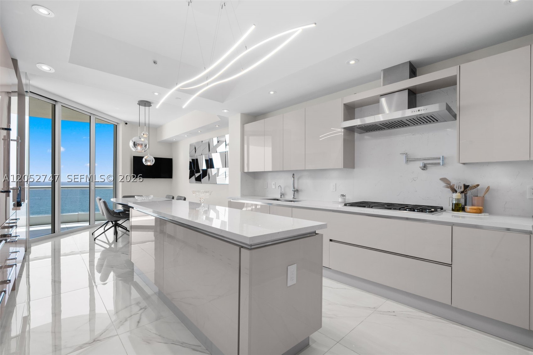 TURNBERRY OCEAN COLONY - Residential