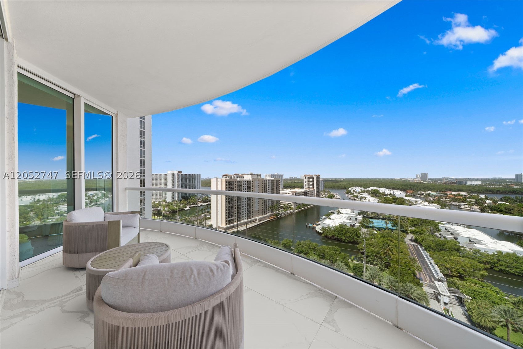 TURNBERRY OCEAN COLONY - Residential