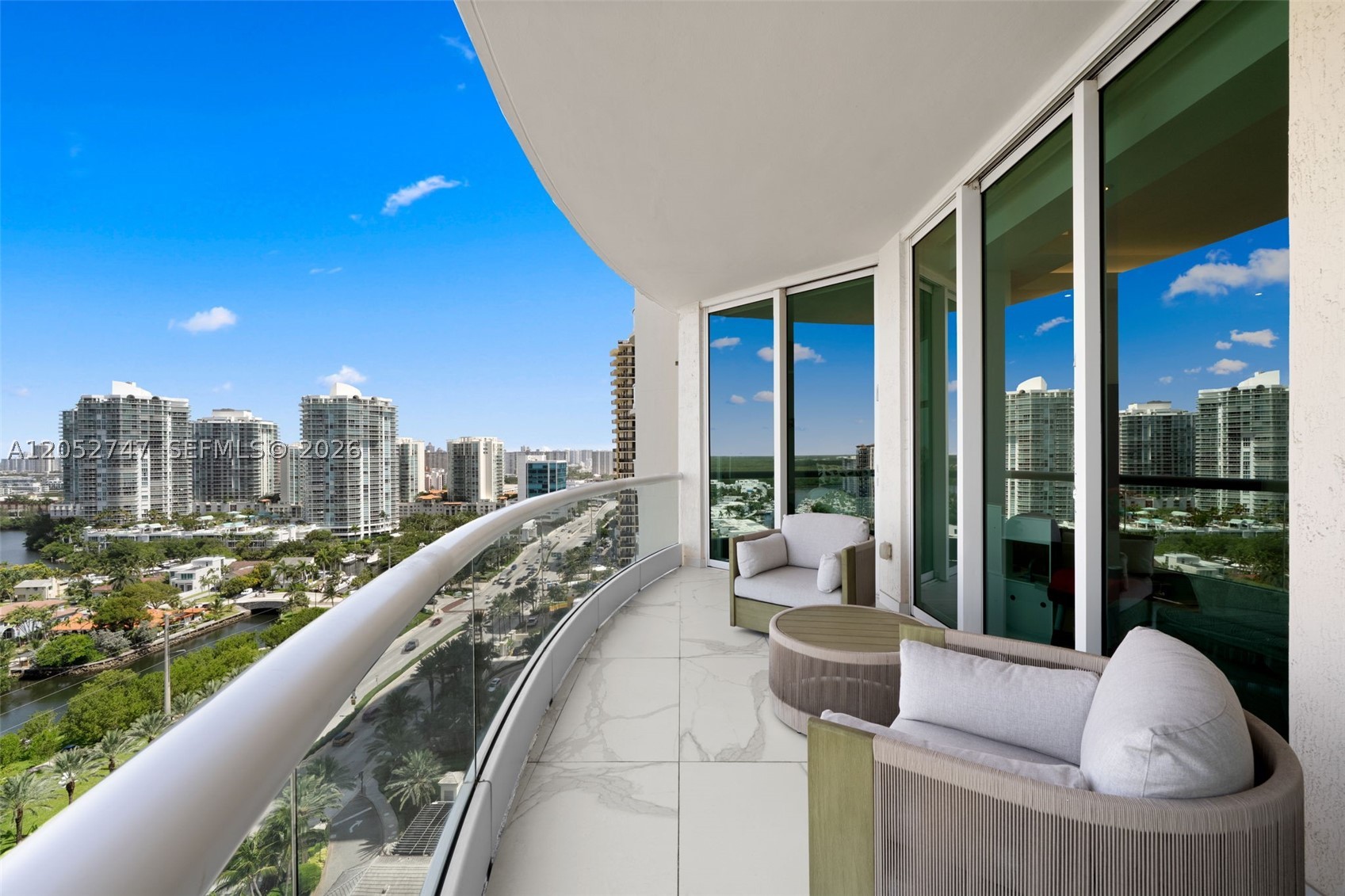 TURNBERRY OCEAN COLONY - Residential