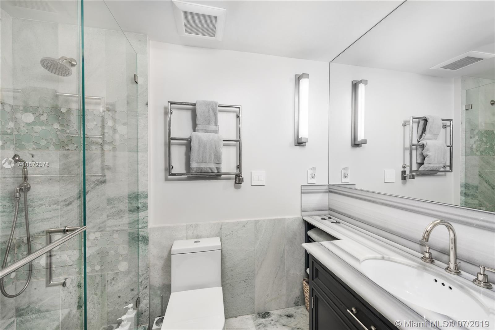 OCEANSIDE FISHER ISL COND - Residential