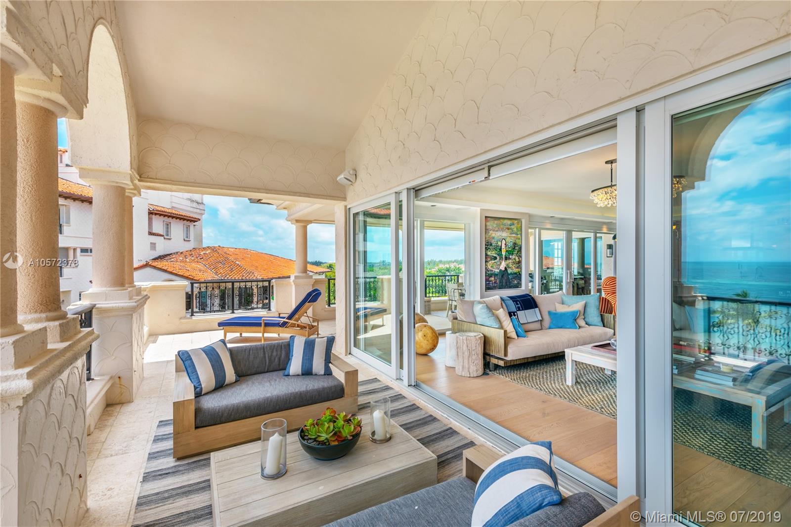 OCEANSIDE FISHER ISL COND - Residential