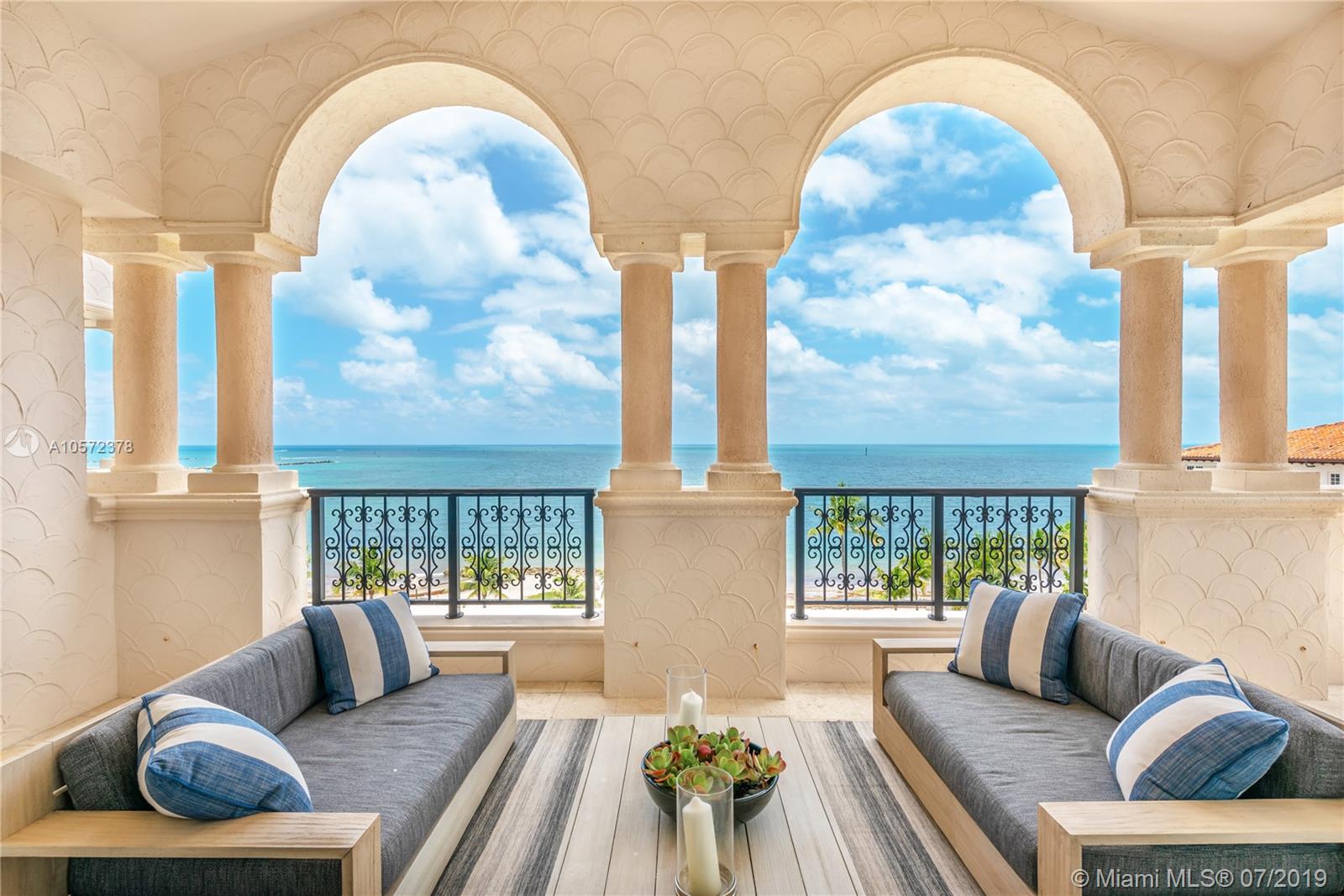 OCEANSIDE FISHER ISL COND - Residential