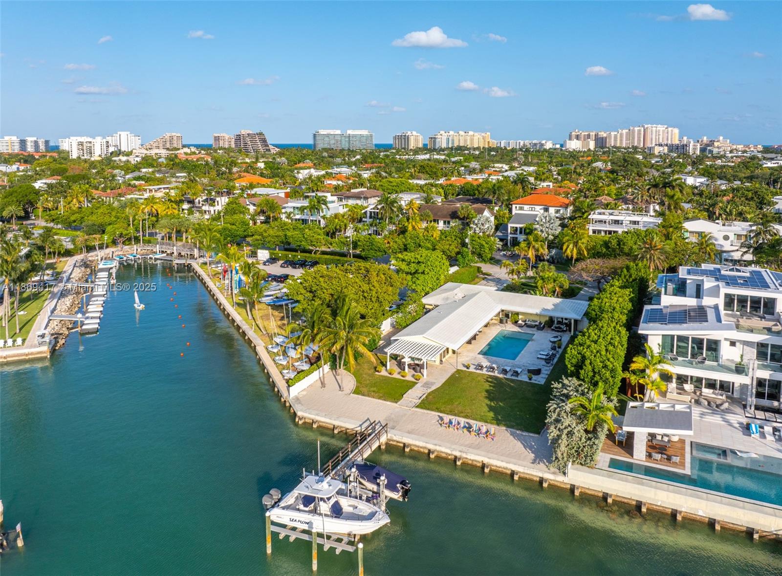 TROPICAL ISLE HOMES SUB 4 - Residential