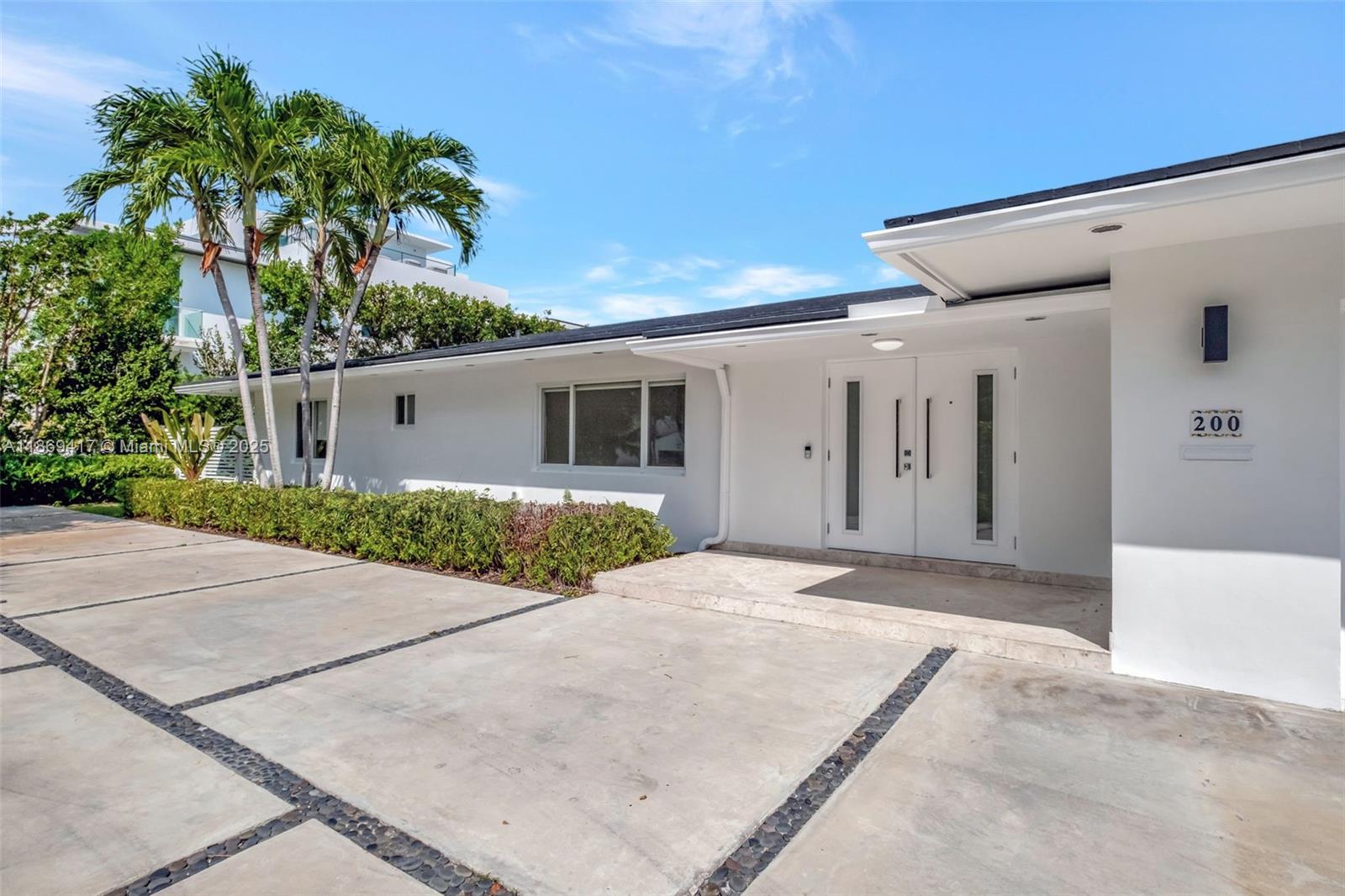 TROPICAL ISLE HOMES SUB 4 - Residential