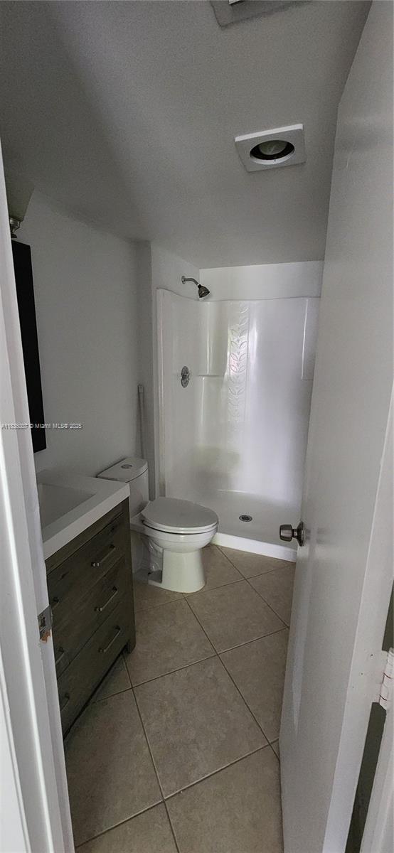 MEADOWLAKES GARDENS CONDO - Residential Lease