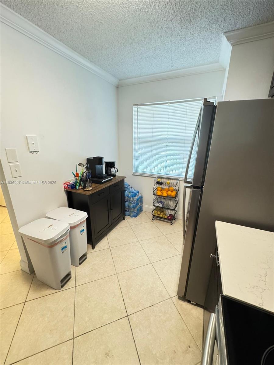 MEADOWLAKES GARDENS CONDO - Residential Lease