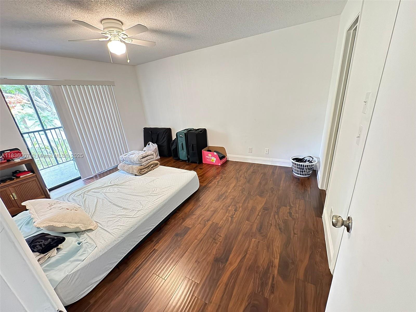 MEADOWLAKES GARDENS CONDO - Residential Lease