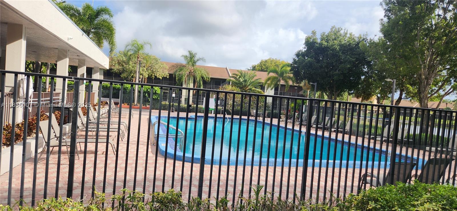 MEADOWLAKES GARDENS CONDO - Residential Lease