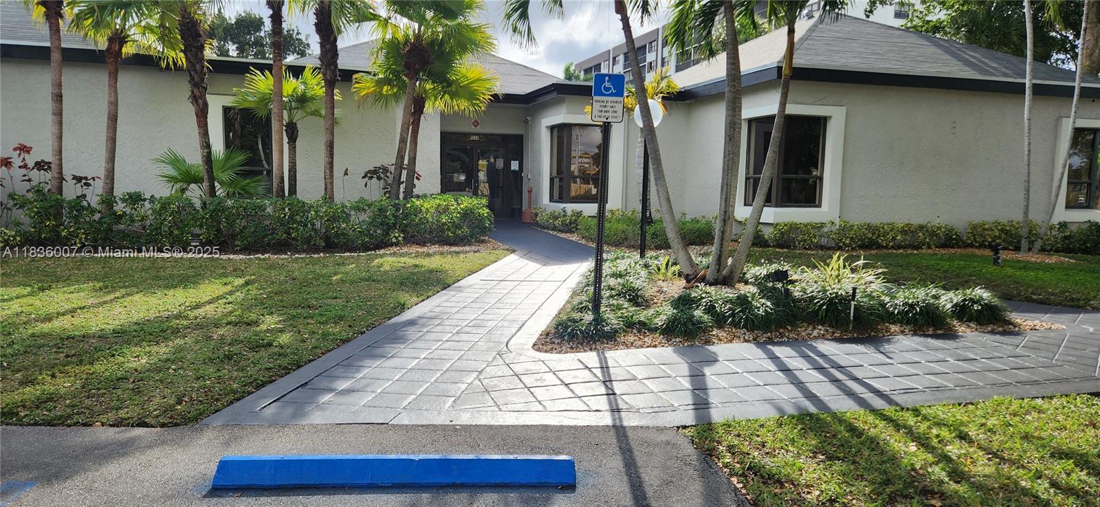 MEADOWLAKES GARDENS CONDO - Residential Lease
