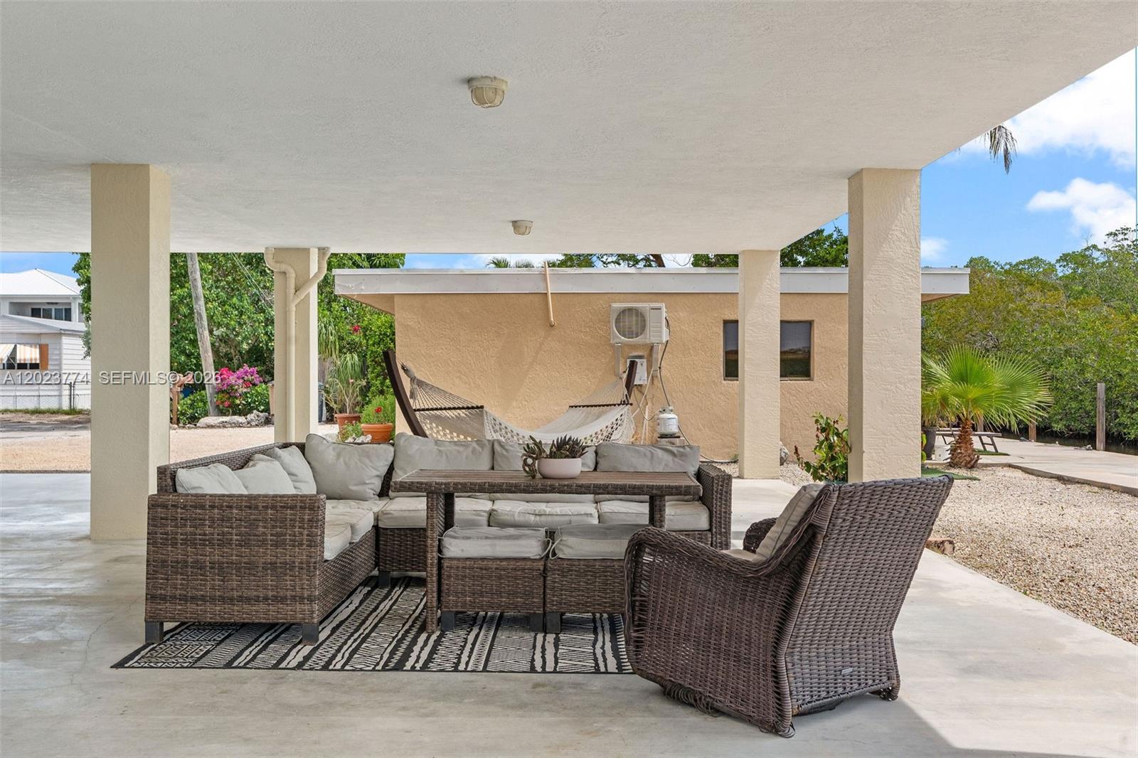 KEY LARGO MOBILE HOMESITE - Residential