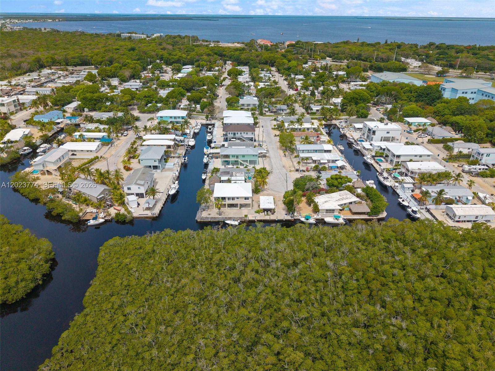 KEY LARGO MOBILE HOMESITE - Residential