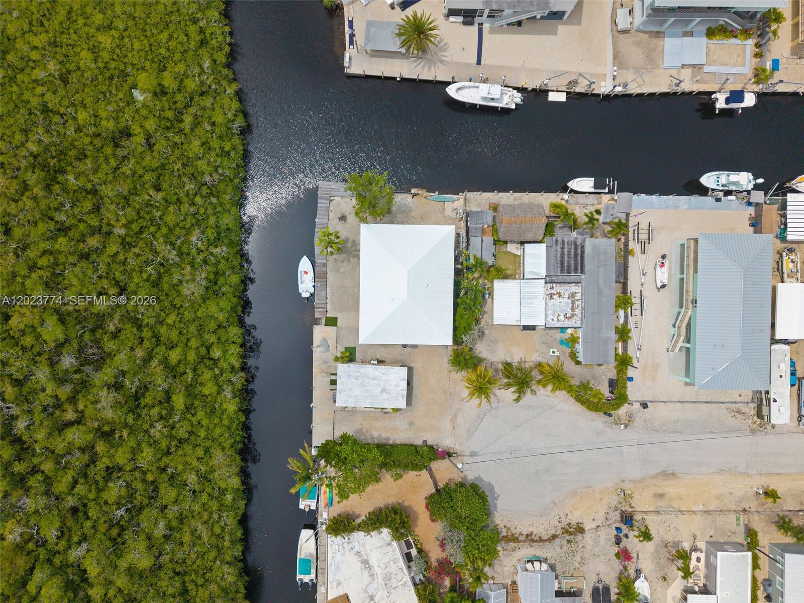 KEY LARGO MOBILE HOMESITE - Residential