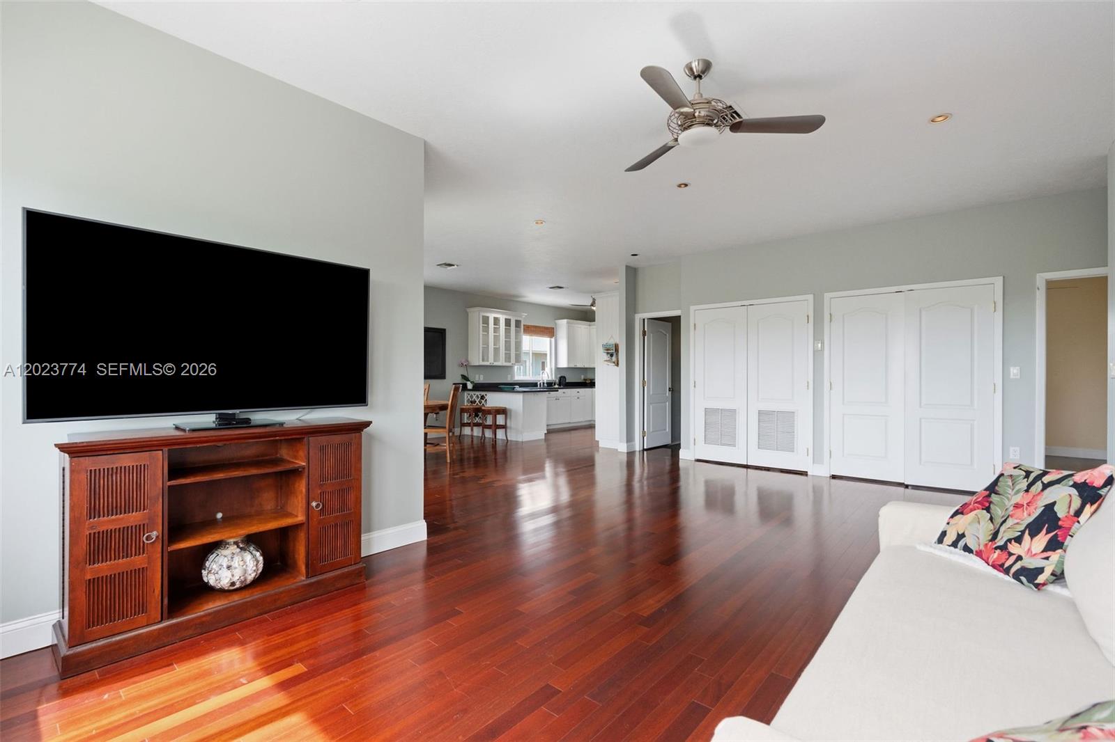 KEY LARGO MOBILE HOMESITE - Residential