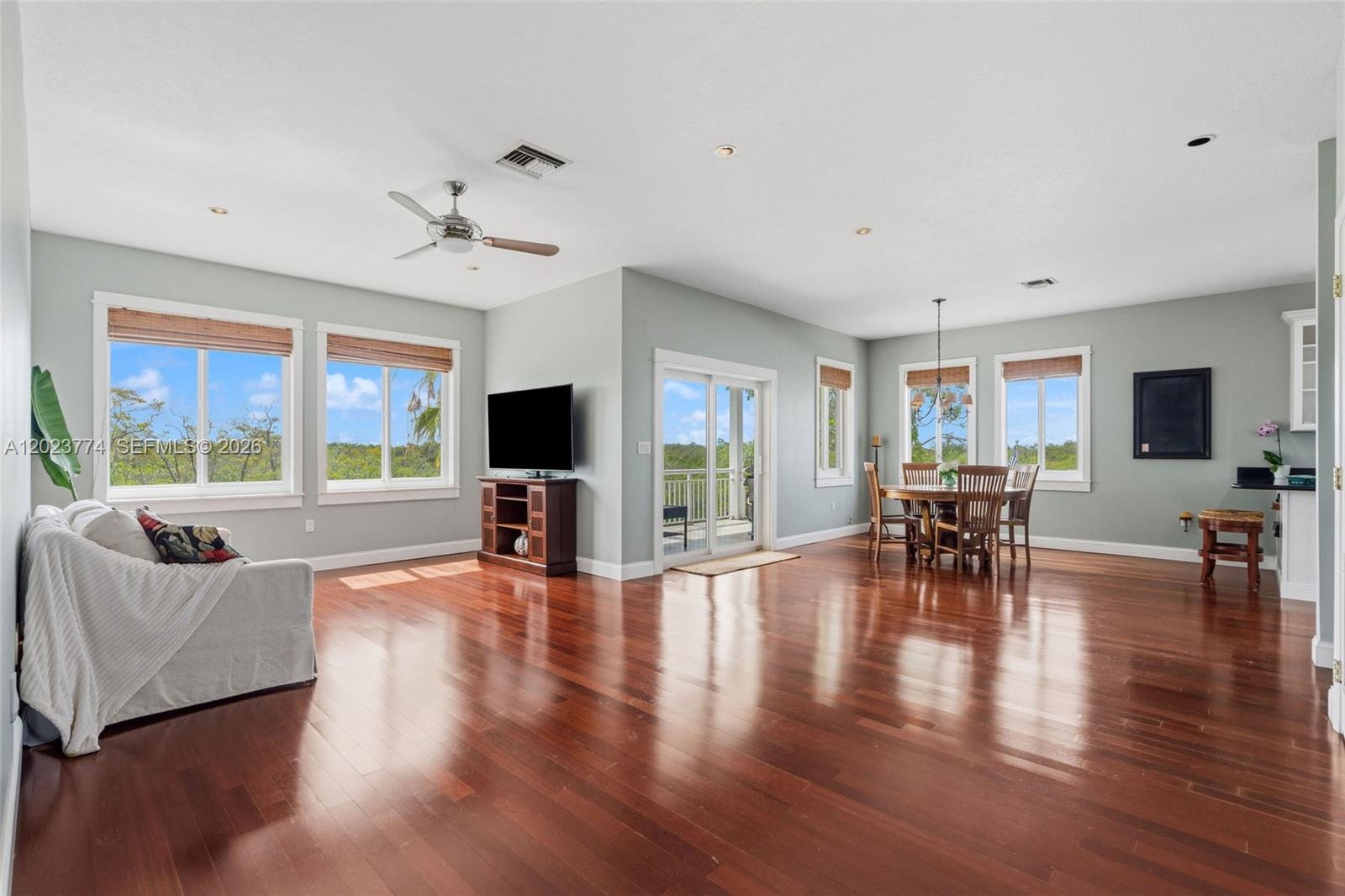 KEY LARGO MOBILE HOMESITE - Residential