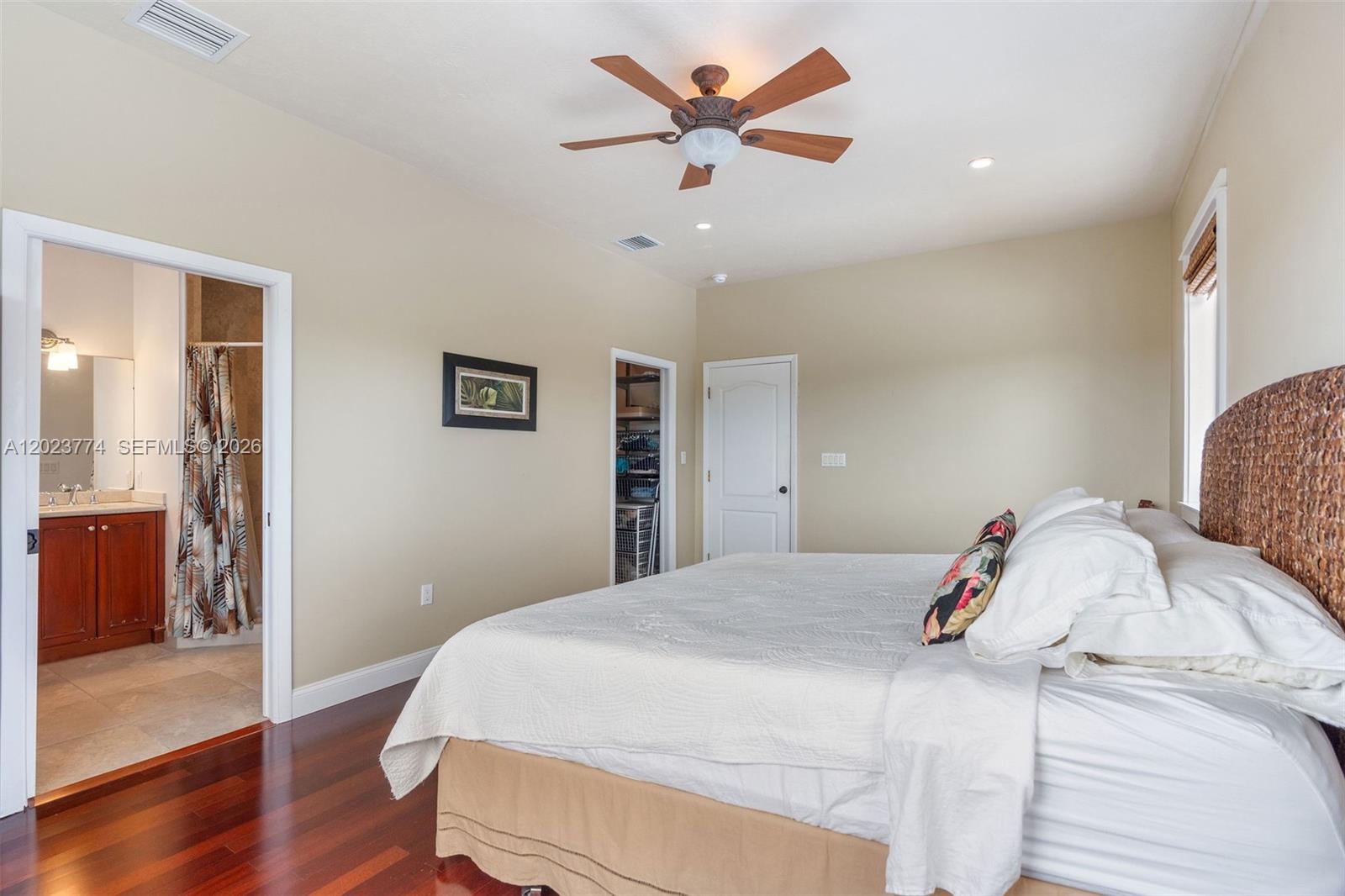 KEY LARGO MOBILE HOMESITE - Residential